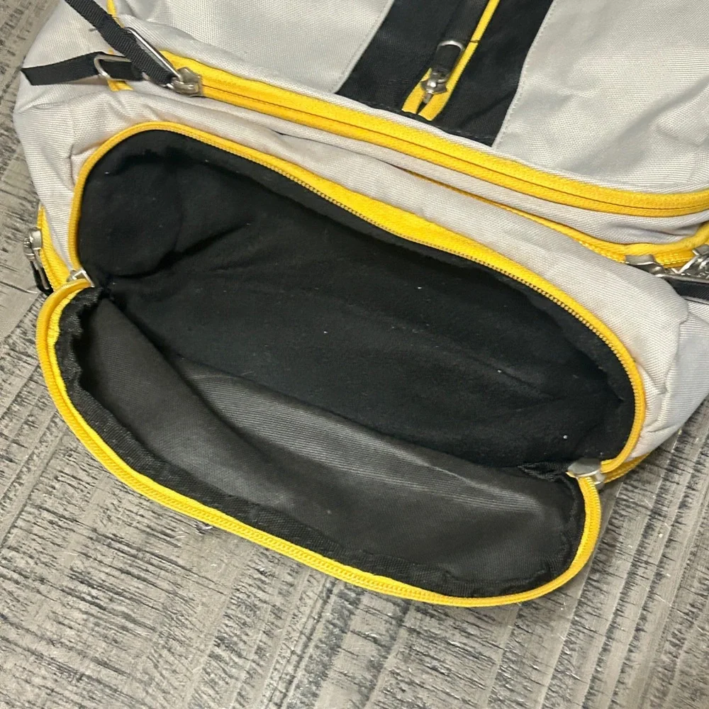Vtg. Pre-KAVU Black, White, and Yellow Hiking Backpack - Picture 7 of 14
